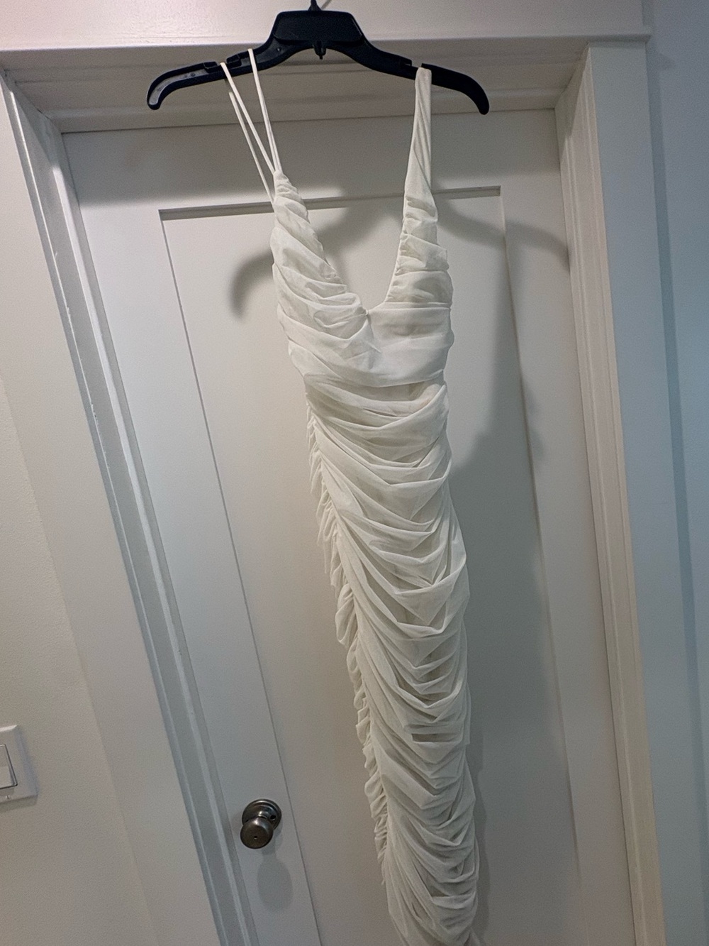 House of CB Alexis white ruched bodycon midi dress BNWT - Picture 9 of 10